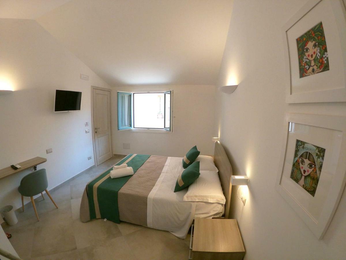 Domo'E Sorres Hotel Olbia Exterior photo